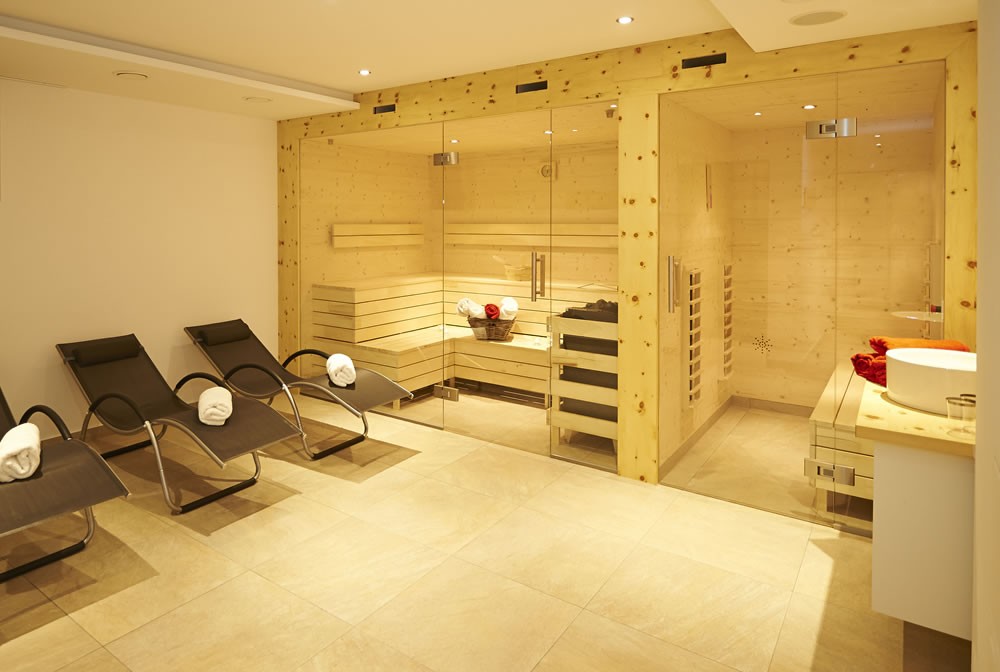 Wellnessbereich mit Sauna im Appartementhaus in Flachau, Salzburger Land